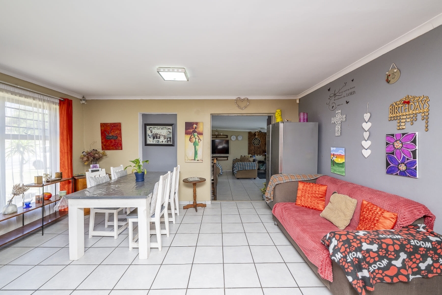 4 Bedroom Property for Sale in Bonnie Brae Western Cape